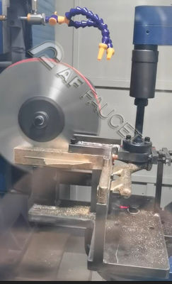 50 Hz 60 Hz Machine de scie automatique intelligente pour les pièces moulées de robinets en laiton